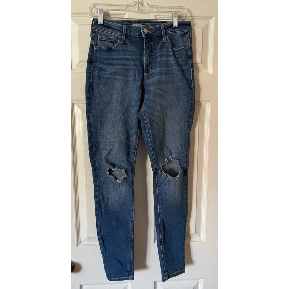 Old Navy Rockstar Super Skinny High Rise Distressed Jeans